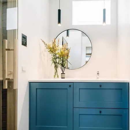 Lenderi Luxury With Sauna Apartament