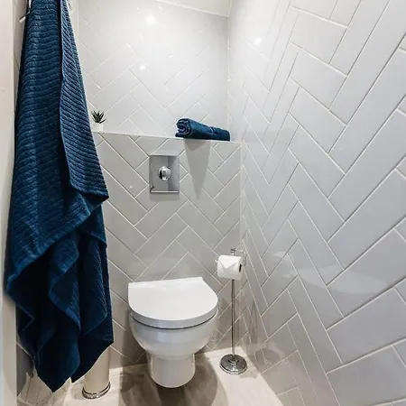 Lenderi Luxury With Sauna Apartament *